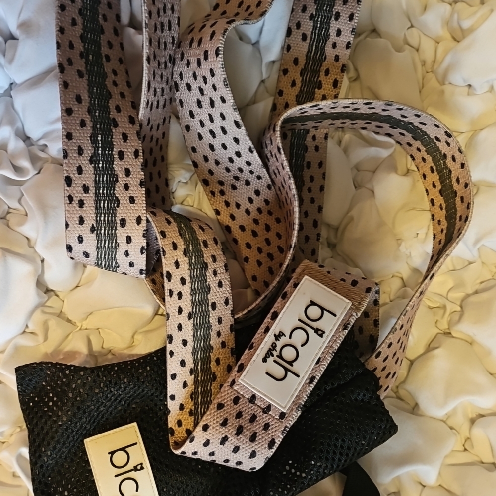 Bicah By Chloe Long Strap (Resistance Band)with Door Anchor.